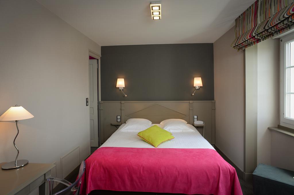 Auberge De La Sélune Ducey-Les Cheris Zimmer foto